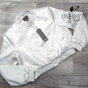 Truth Crop Snap Front Jacket Size M